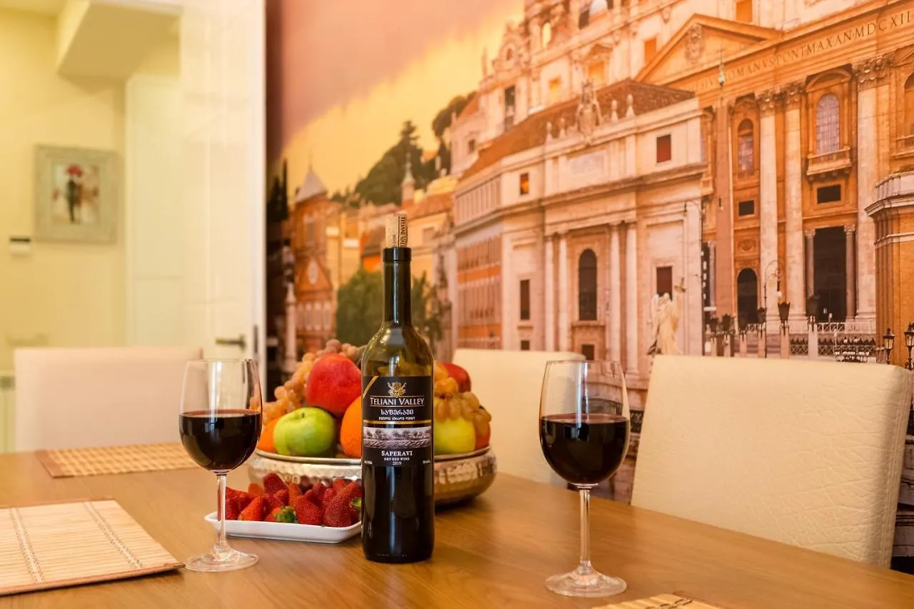 Apartment In The City Centre Ll Tbilisi