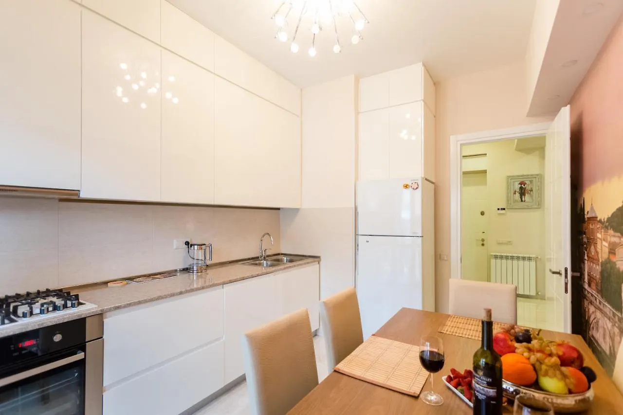 Apartment In The City Centre Ll Tbilisi